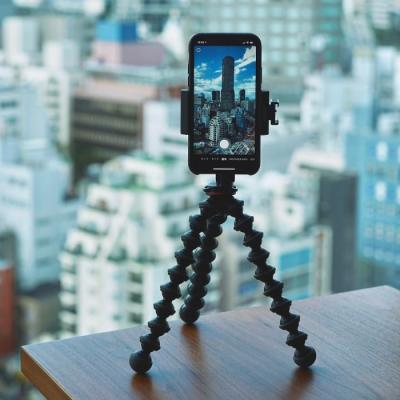 flexible-tripods-joby-gorillapod-jb01390-bww-emo