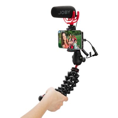 flexible-tripod-joby-gorillapod-jb01740-bww-04-grip
