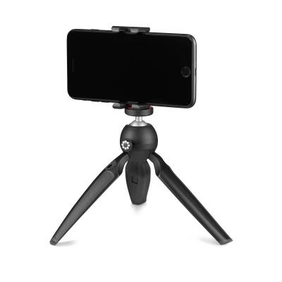 phone-tripod_joby_handypod-mobile_jb01560-bww_open-with-phone