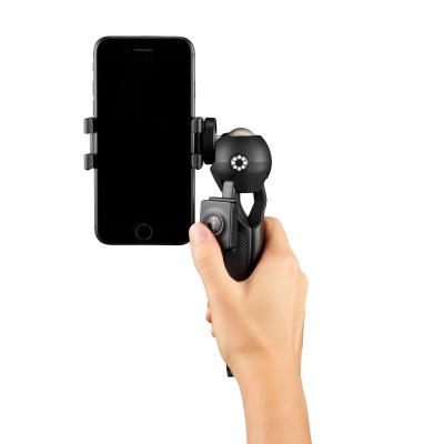 phone-tripod_joby_handypod-mobile_jb01564-bww_with-hand-shooting-forward-2